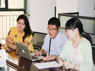 CUSTOMER VISIT