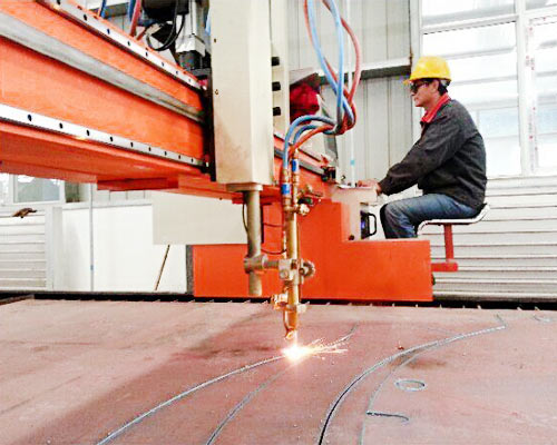 FACTORY TOUR