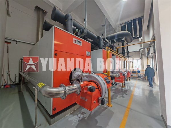 Industrial Vacuum Hot Water Boiler 2500kw For Hotel Buildings Cental Heating Application